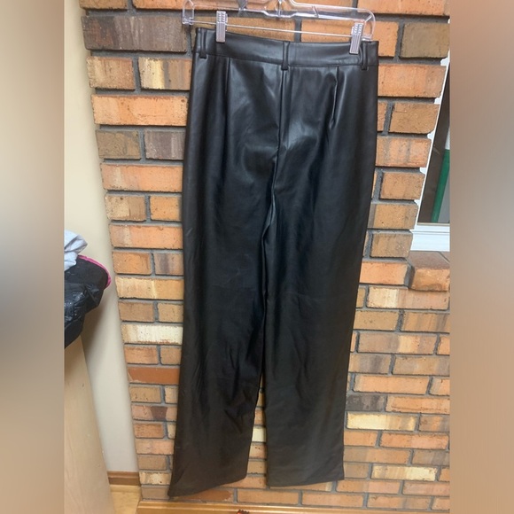 Boohoo Black Faux Leather Pants - Picture 2 of 7